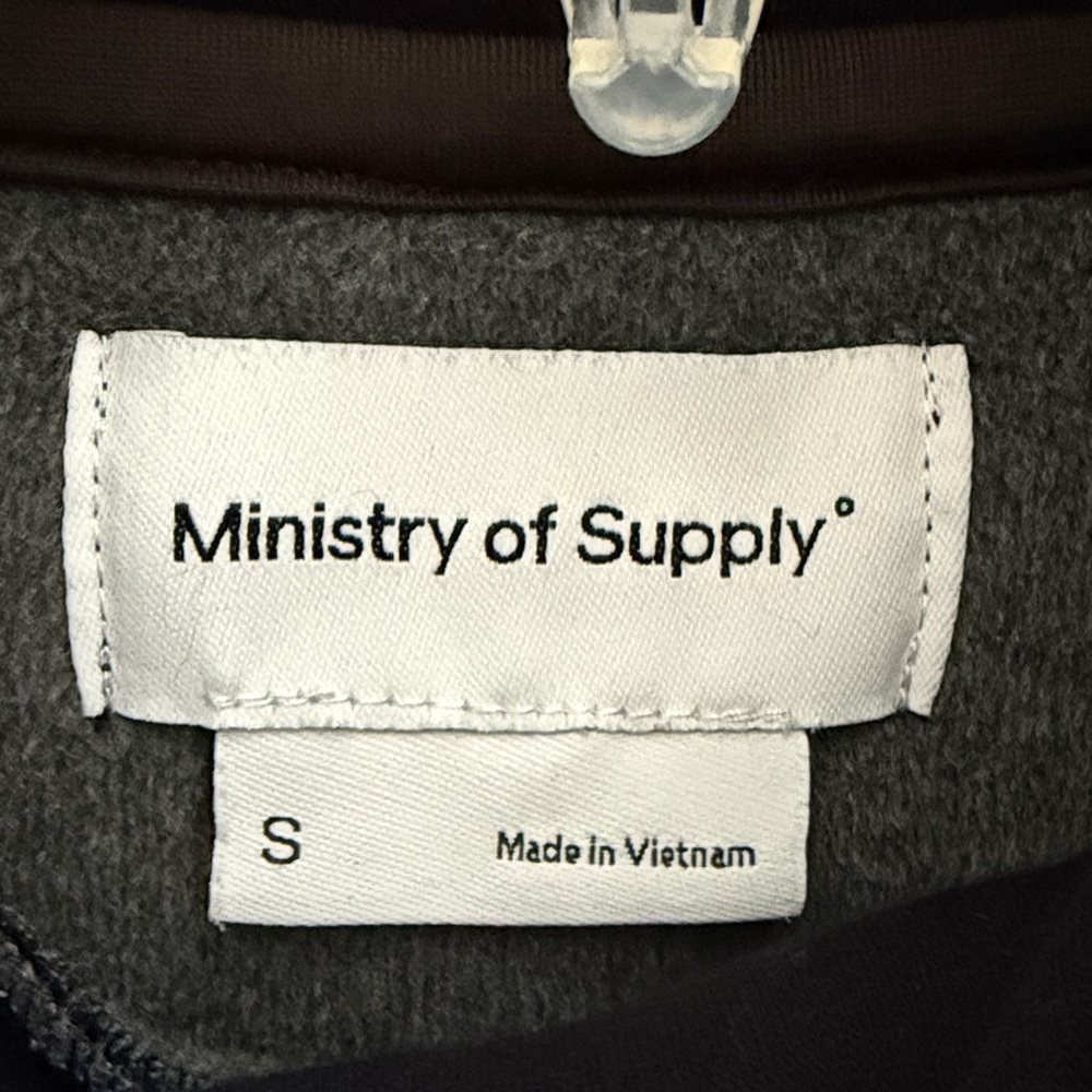 NWOT Ministry of Supply Turtleneck Pullover Sweatshirt - Small - Picture 5 of 7